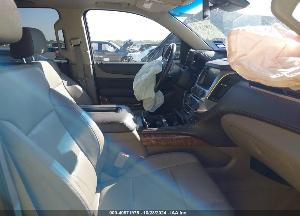 2015 CHEVROLET SUBURBAN 1500 LTZ VIN: 1GNSKKKC2FR118729