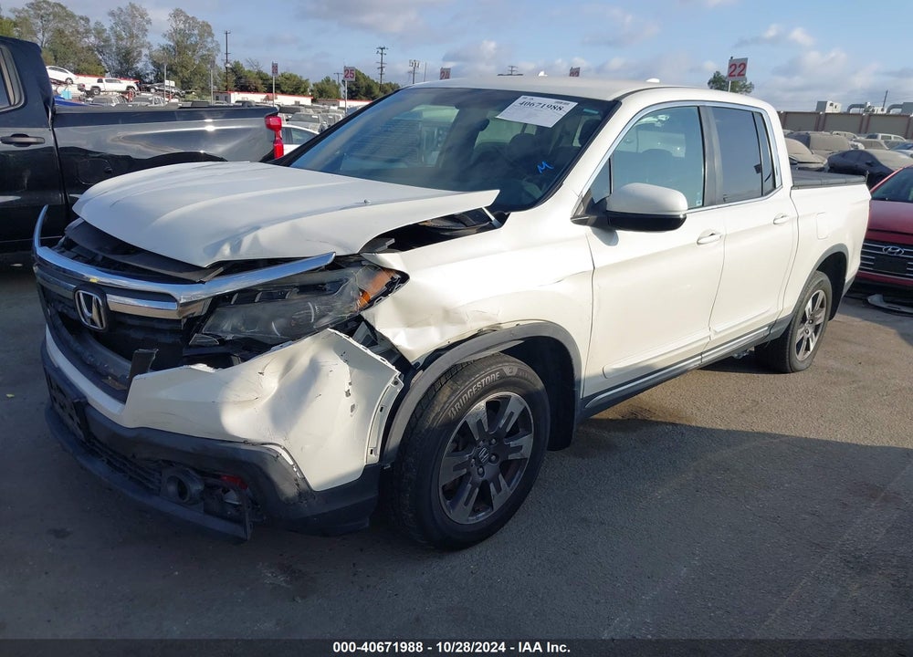 2017 HONDA RIDGELINE RTL-T VIN: 5FPYK3F64HB015499