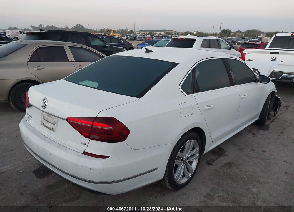 2018 VOLKSWAGEN PASSAT 2.0T SE VIN: 1VWBA7A33JC015421