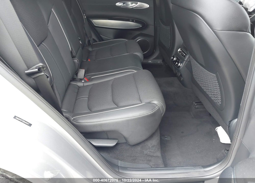 2024 GENESIS GV70 2.5T AWD VIN: 5NMMADTB1RH011377
