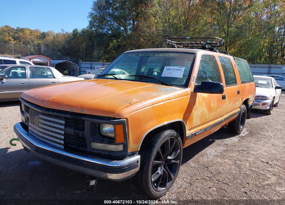 1994 CHEVROLET SUBURBAN C1500 VIN: 1GNEC16K7RJ388161