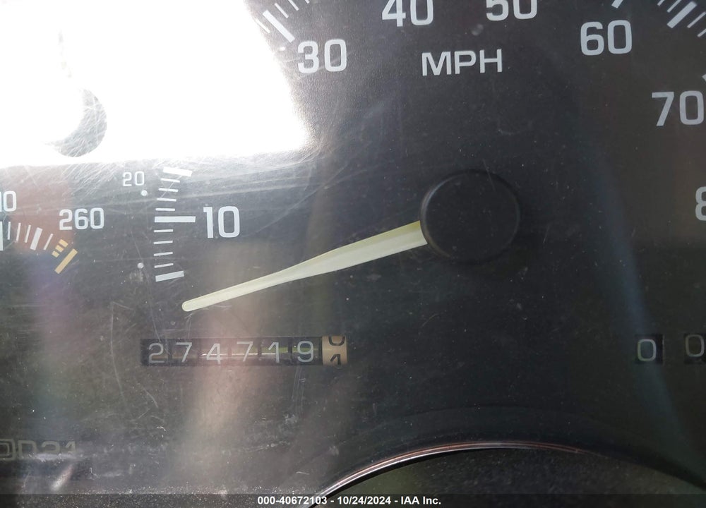 1994 CHEVROLET SUBURBAN C1500 VIN: 1GNEC16K7RJ388161