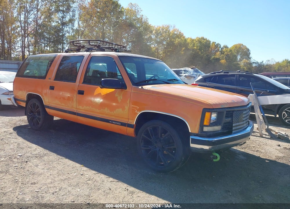 1994 CHEVROLET SUBURBAN C1500 VIN: 1GNEC16K7RJ388161