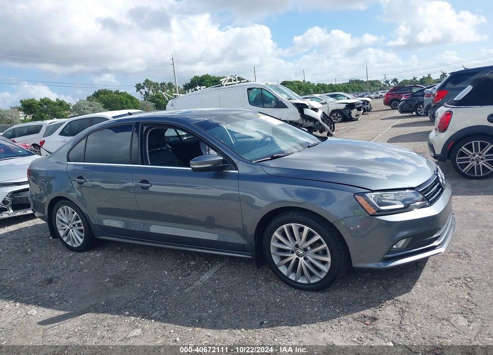 2016 VOLKSWAGEN JETTA 1.8T SEL VIN: 3VWL07AJ1GM327587