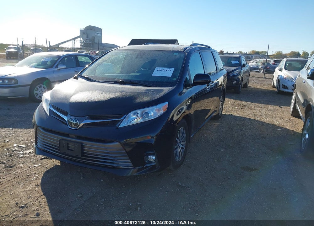 2020 TOYOTA SIENNA XLE VIN: 5TDYZ3DC0LS050137