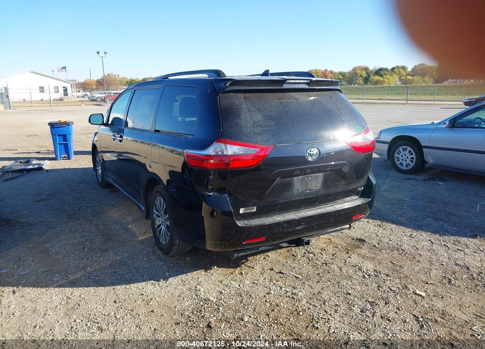 2020 TOYOTA SIENNA XLE VIN: 5TDYZ3DC0LS050137