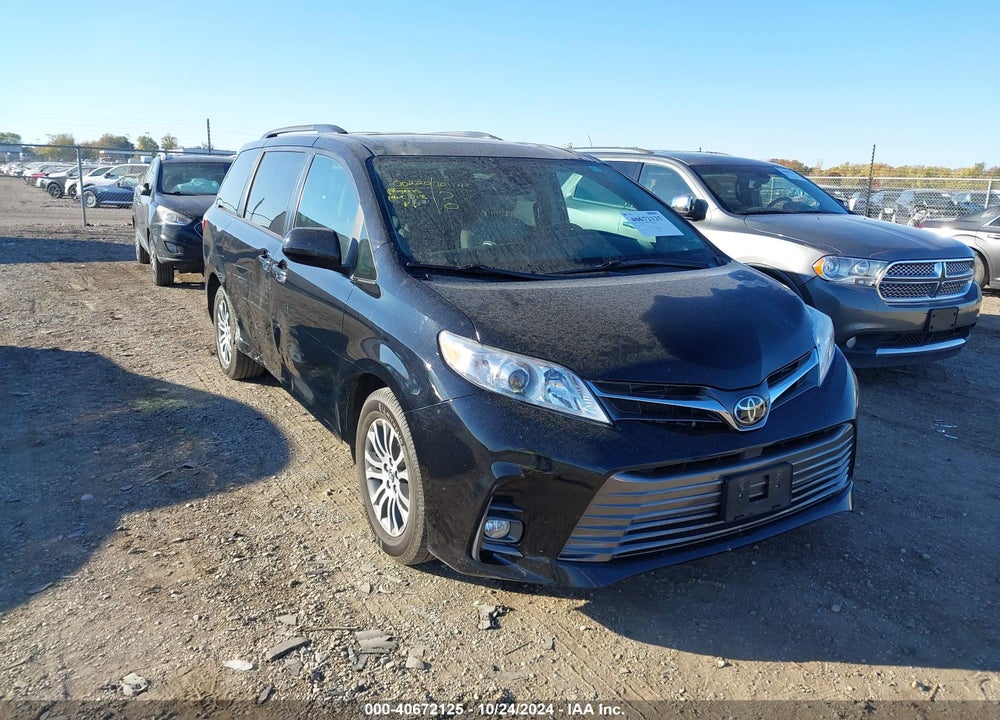 2020 TOYOTA SIENNA XLE VIN: 5TDYZ3DC0LS050137