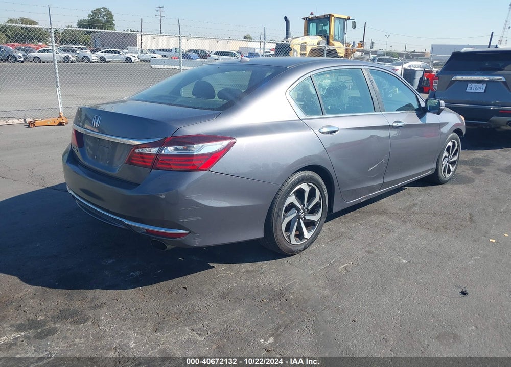 2017 HONDA ACCORD EX-L VIN: 1HGCR2F85HA105944
