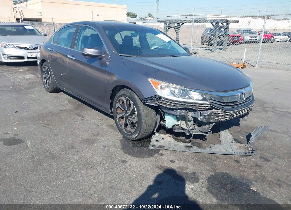 2017 HONDA ACCORD EX-L VIN: 1HGCR2F85HA105944