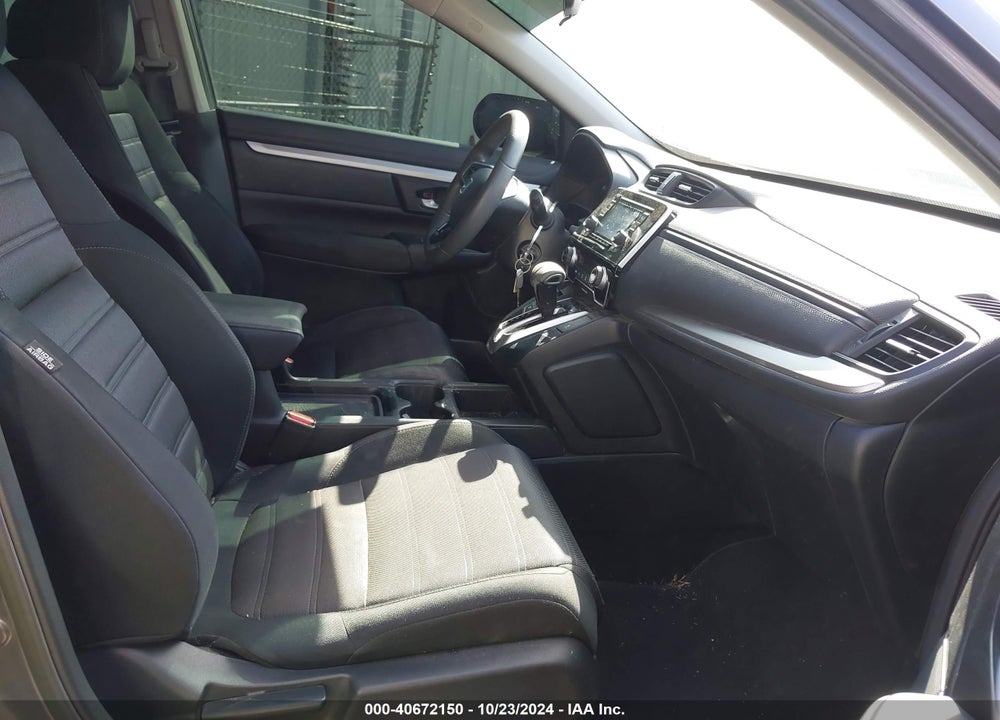 2019 HONDA CR-V LX VIN: 2HKRW5H33KH420732