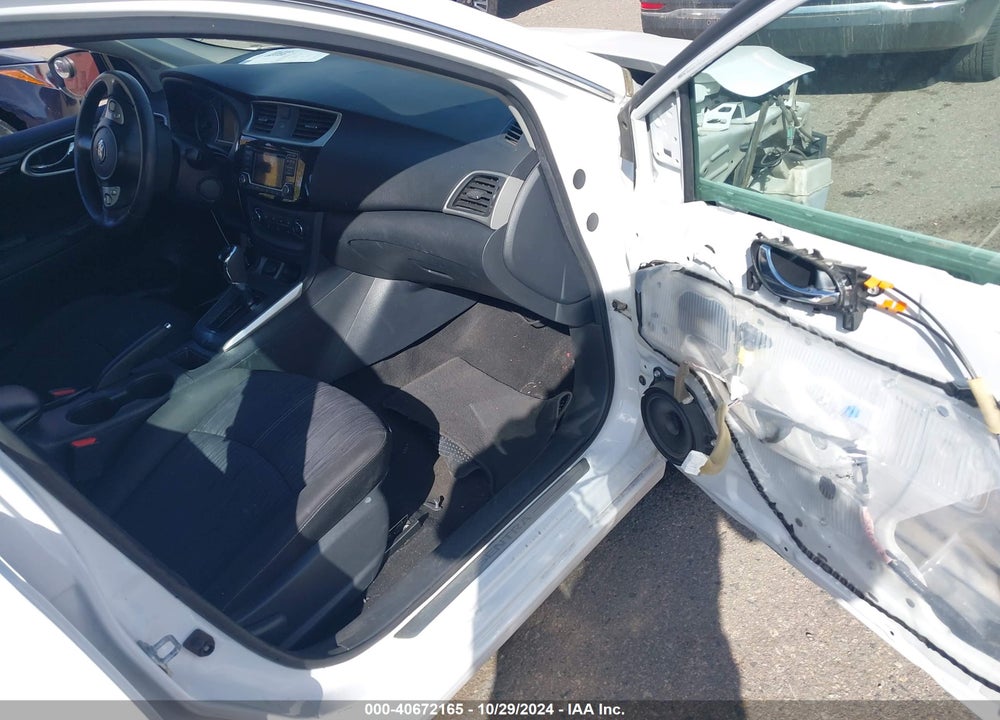 2017 NISSAN SENTRA SV VIN: 3N1AB7AP8HY302367