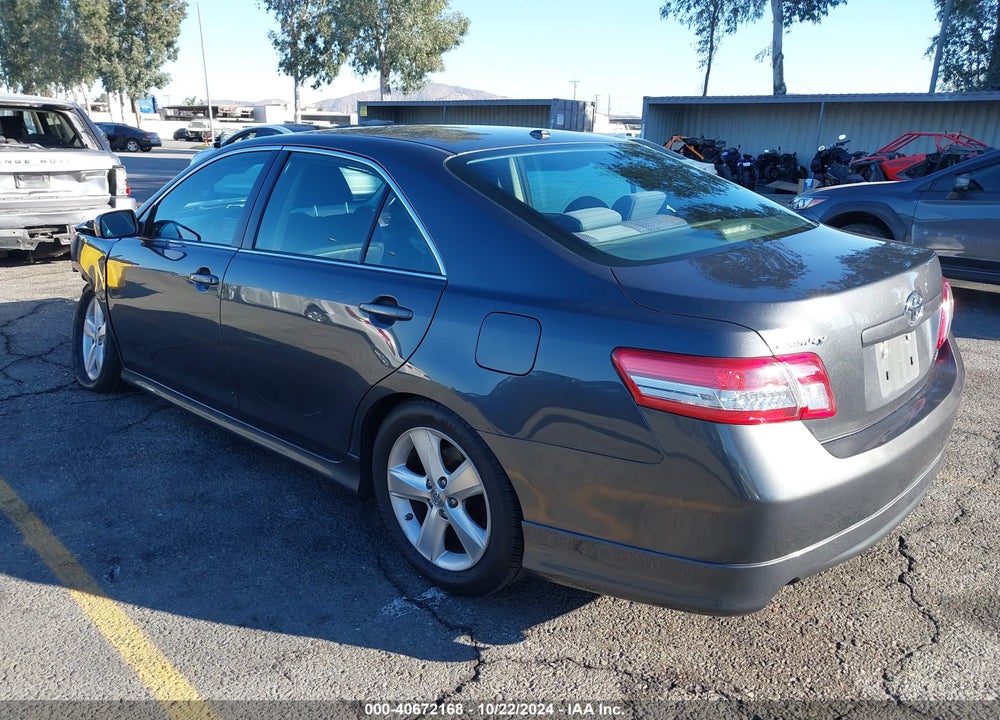 2011 TOYOTA CAMRY SE VIN: 4T1BF3EK3BU132194