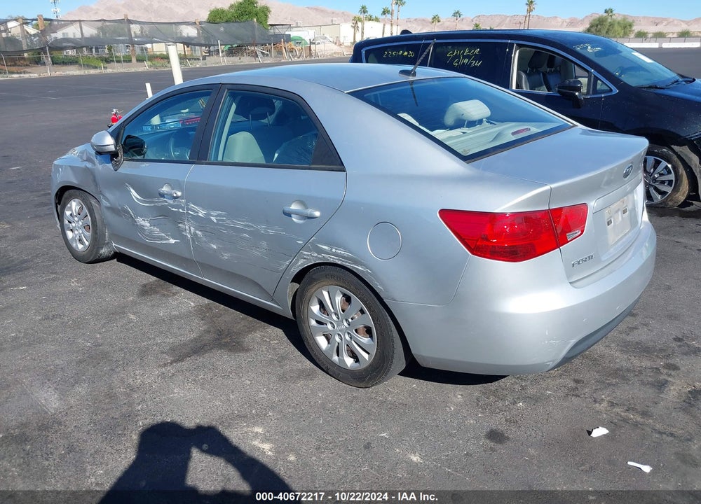 2013 KIA FORTE EX VIN: KNAFU4A25D5736623