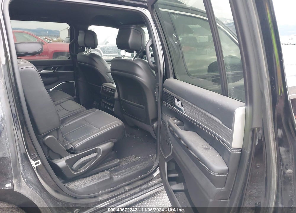 2024 JEEP WAGONEER SERIES II 4X4 VIN: 1C4SJVBPXRS164693