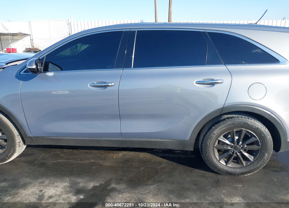 2020 KIA SORENTO 2.4L LX VIN: 5XYPG4A39LG623514