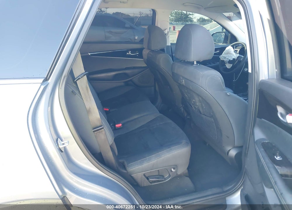 2020 KIA SORENTO 2.4L LX VIN: 5XYPG4A39LG623514