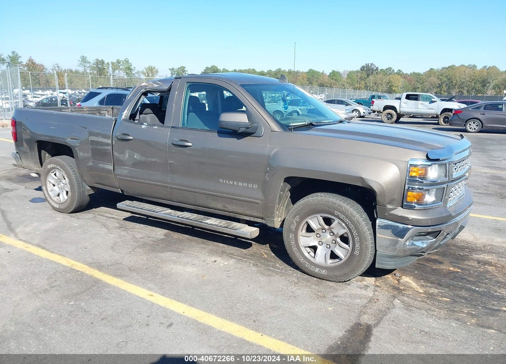 2015 CHEVROLET SILVERADO 1500 1LT VIN: 1GCRCREC3FZ248589