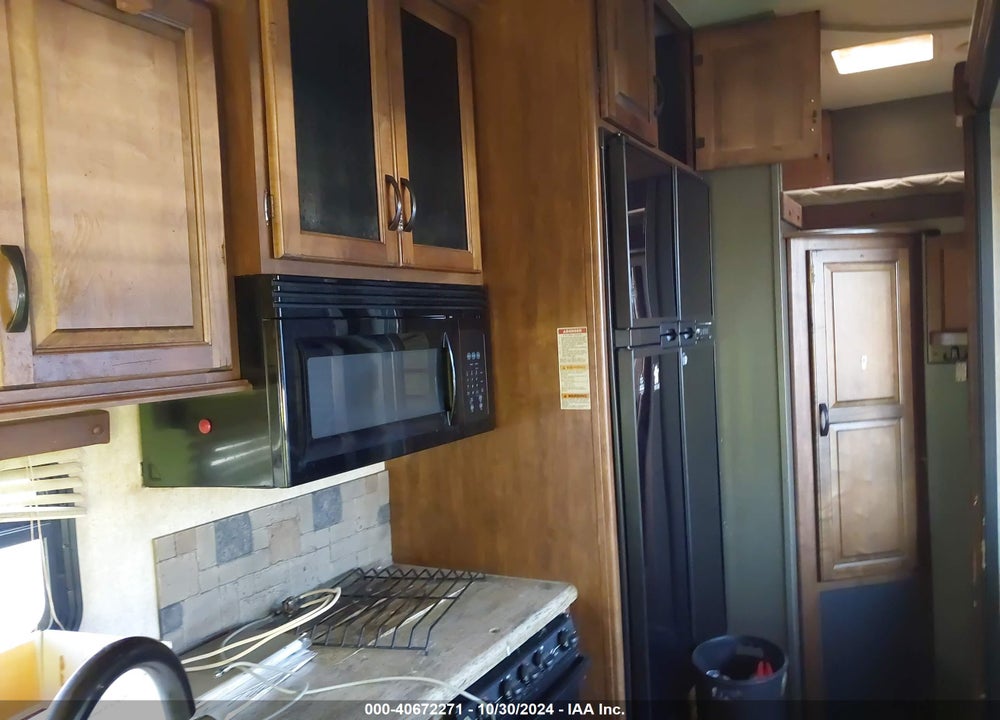 2014 KEYSTONE RAPTOR 40' 5TH WHEEL CAMPER VIN: 4YDF36538ER800861