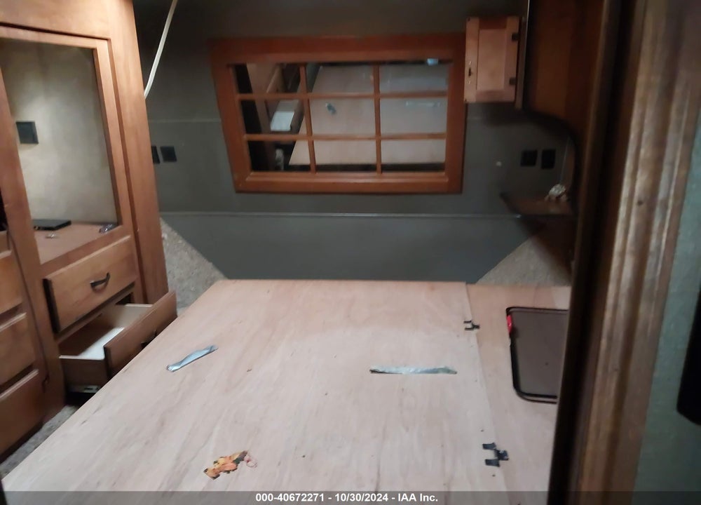 2014 KEYSTONE RAPTOR 40' 5TH WHEEL CAMPER VIN: 4YDF36538ER800861