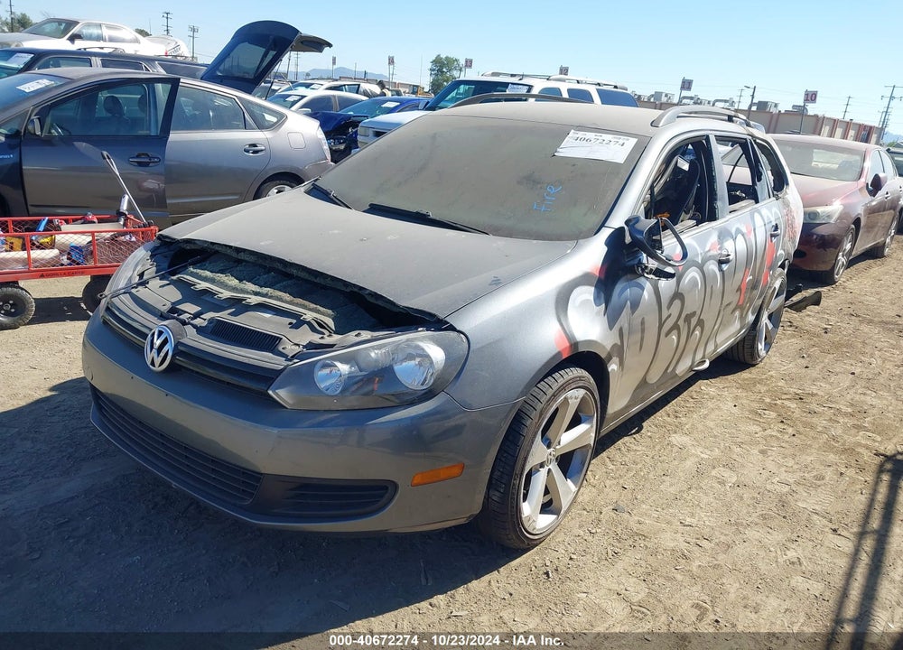 2014 VOLKSWAGEN JETTA SPORTWAGEN 2.5L S VIN: 3VWPX7AJ7EM617908