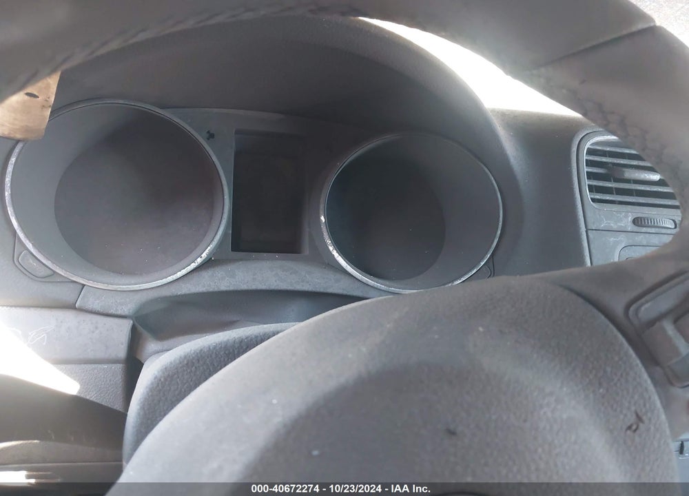 2014 VOLKSWAGEN JETTA SPORTWAGEN 2.5L S VIN: 3VWPX7AJ7EM617908