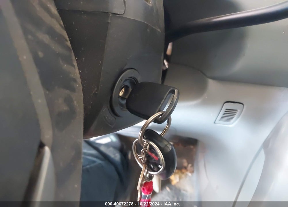 2005 HONDA PILOT EX-L VIN: 2HKYF18695H547696