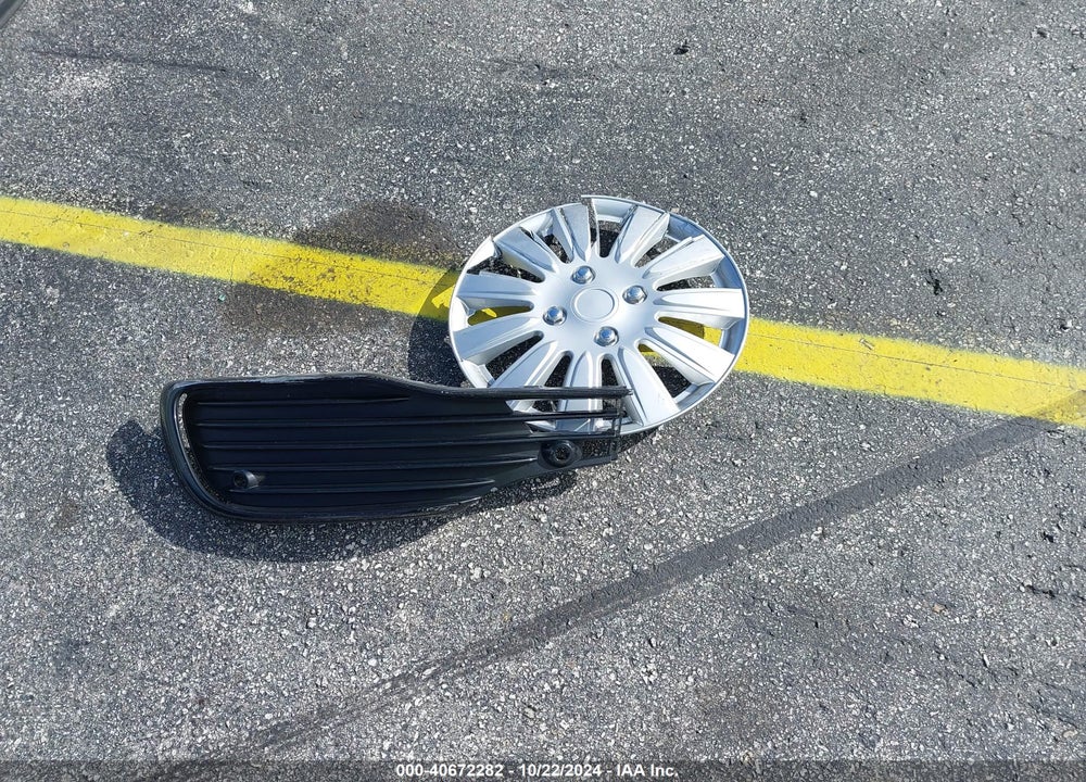 2017 TOYOTA YARIS L VIN: VNKKTUD31HA078666