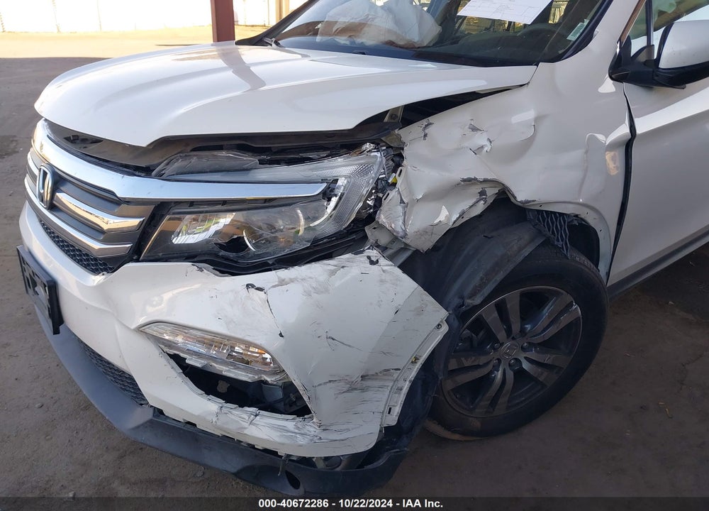 2017 HONDA PILOT EX VIN: 5FNYF5H35HB027964