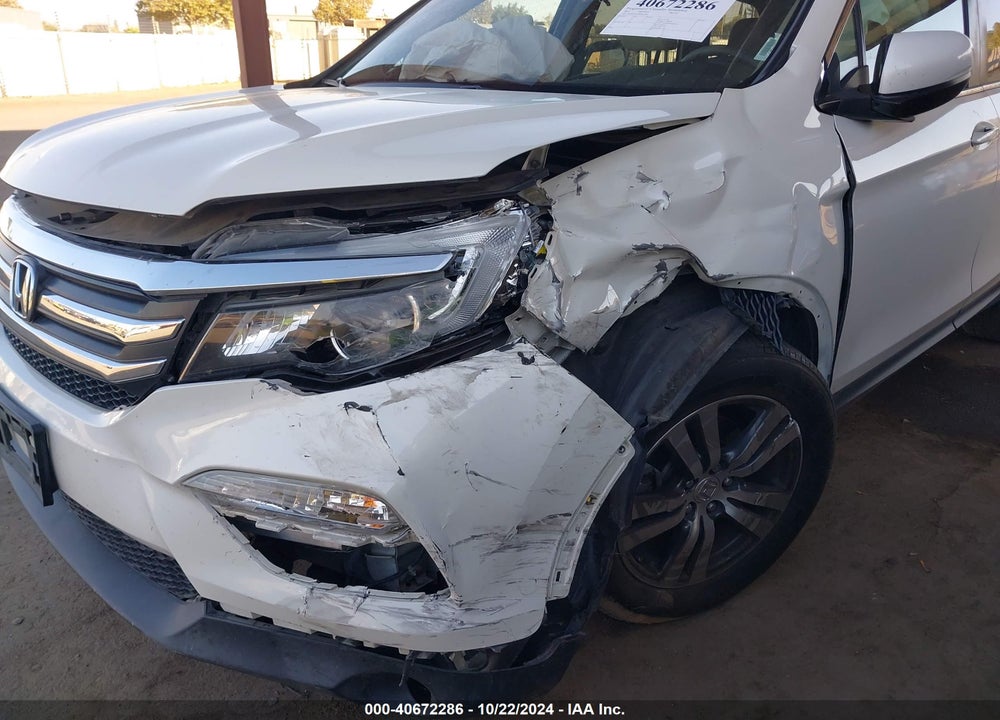 2017 HONDA PILOT EX VIN: 5FNYF5H35HB027964
