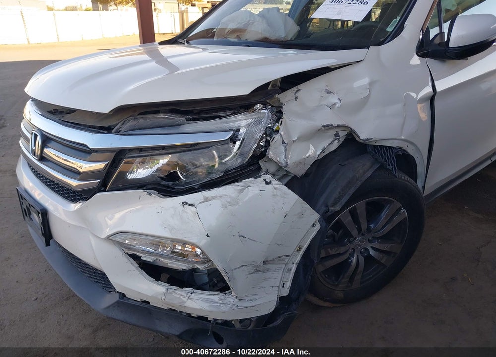 2017 HONDA PILOT EX VIN: 5FNYF5H35HB027964