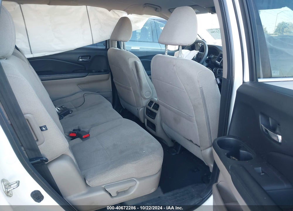 2017 HONDA PILOT EX VIN: 5FNYF5H35HB027964
