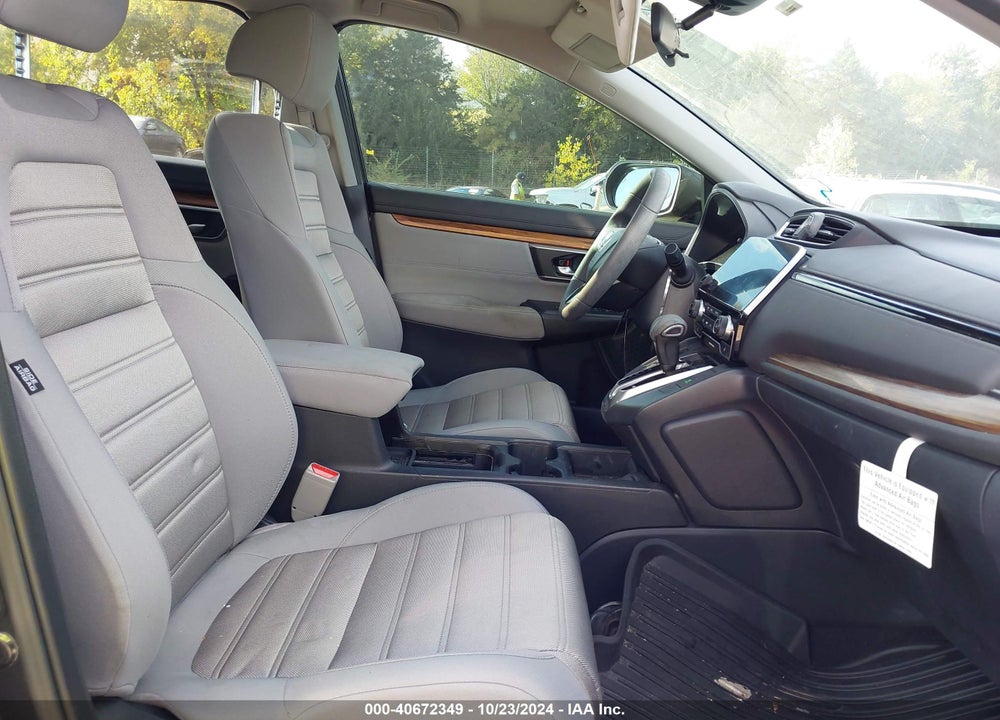 2017 HONDA CR-V EX VIN: 7FARW1H54HE010396