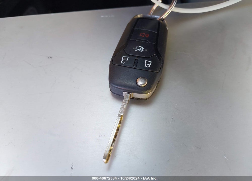 2015 FORD FUSION SE VIN: 3FA6P0HD7FR287655
