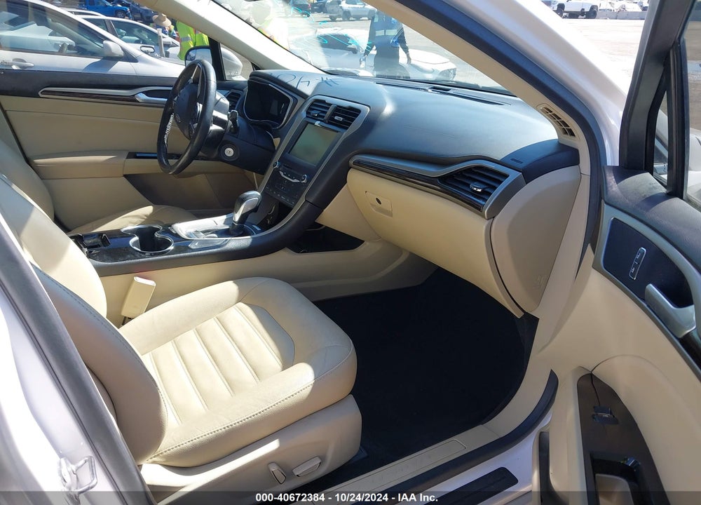2015 FORD FUSION SE VIN: 3FA6P0HD7FR287655