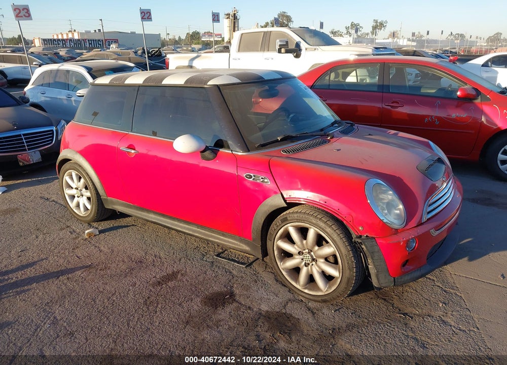 2002 MINI COOPER S VIN: WMWRE33492TD53671