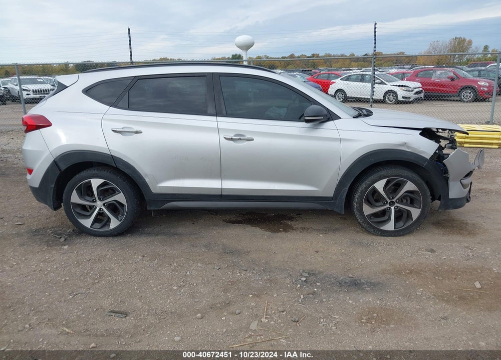 2016 HYUNDAI TUCSON LIMITED VIN: KM8J33A27GU209618