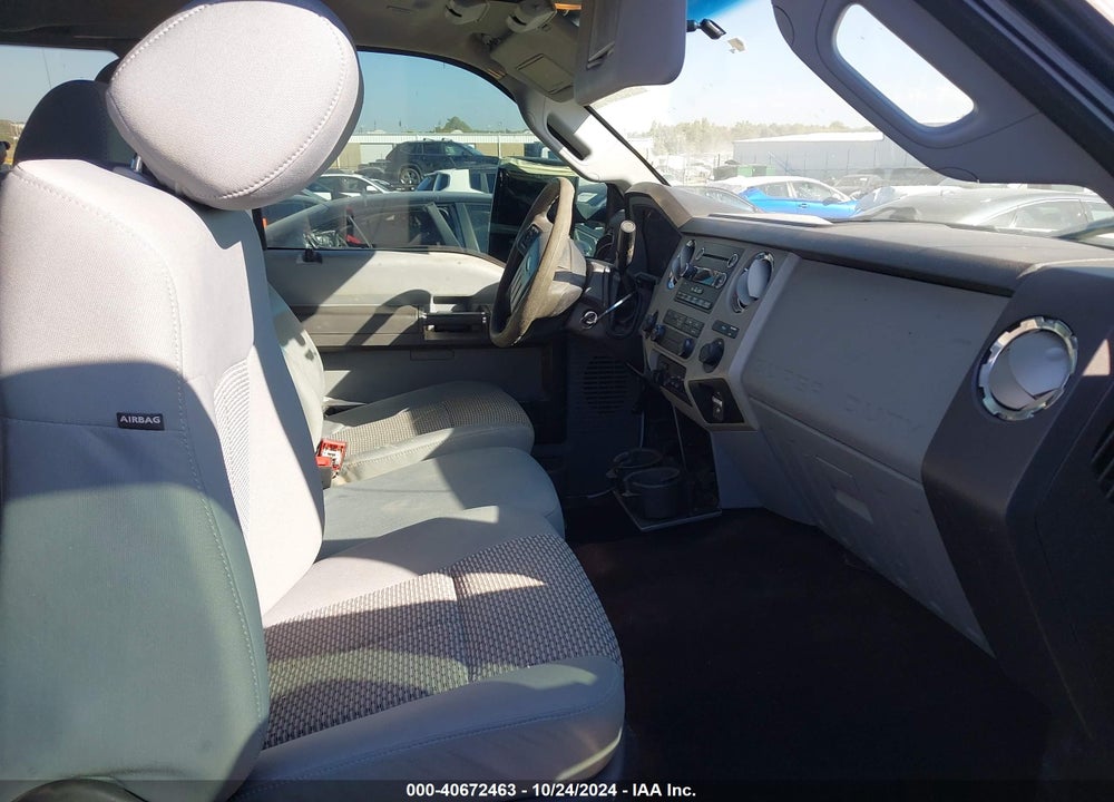 2013 FORD F-250 XLT VIN: 1FT7X2B67DEA38213