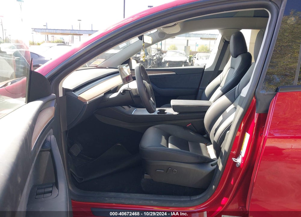 2024 TESLA MODEL Y LONG RANGE DUAL MOTOR ALL-WHEEL DRIVE VIN: 7SAYGDEE5RA238788
