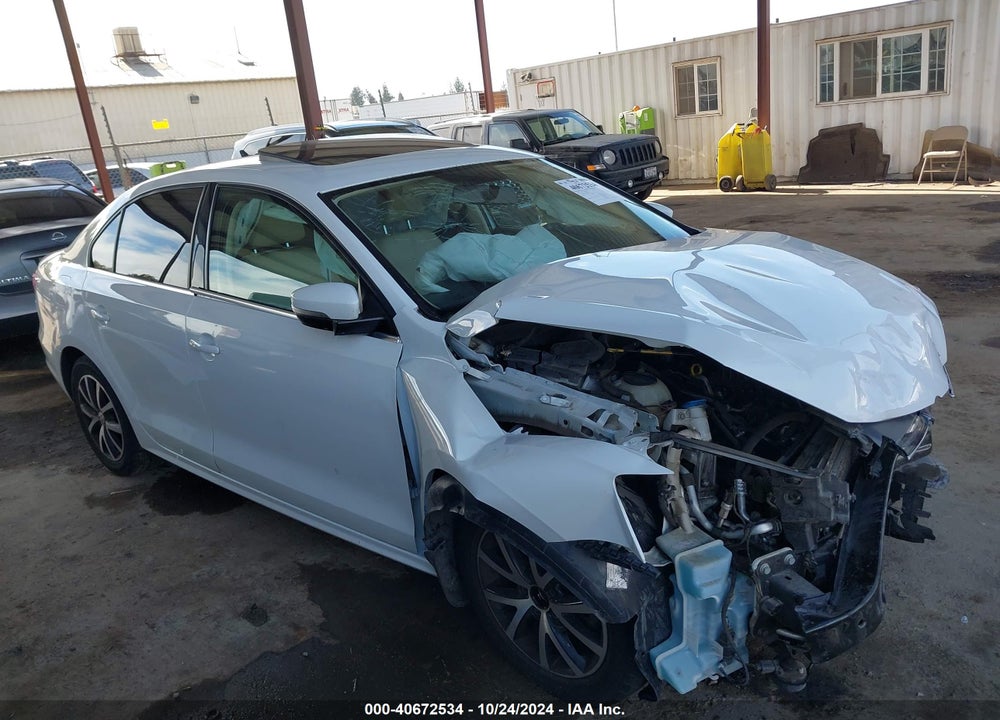 2017 VOLKSWAGEN JETTA 1.4T SE VIN: 3VWDB7AJ5HM406325