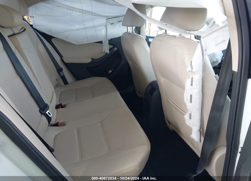 2017 VOLKSWAGEN JETTA 1.4T SE VIN: 3VWDB7AJ5HM406325