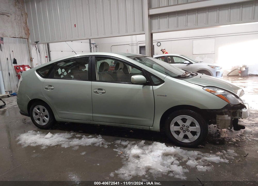 2008 TOYOTA PRIUS VIN: JTDKB20U887813784