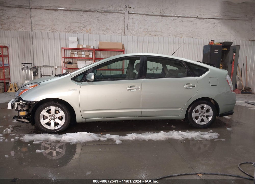 2008 TOYOTA PRIUS VIN: JTDKB20U887813784