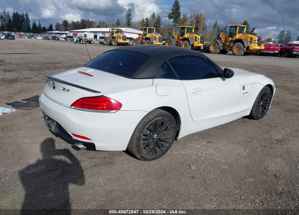 2013 BMW Z4 SDRIVE35I VIN: WBALM7C5XDE385235