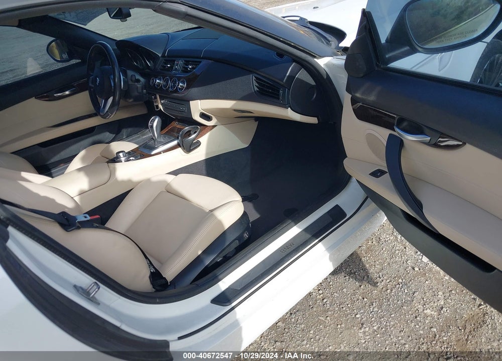 2013 BMW Z4 SDRIVE35I VIN: WBALM7C5XDE385235