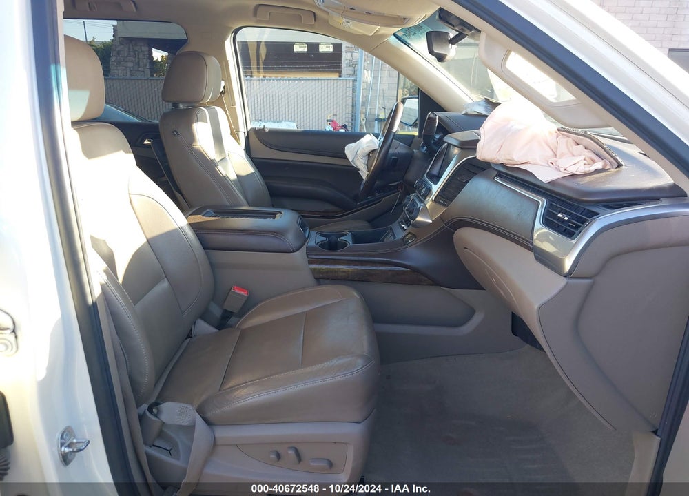 2015 CHEVROLET SUBURBAN 1500 LT VIN: 1GNSKJKCXFR730011