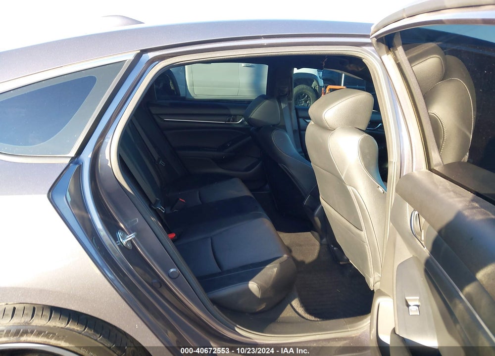 2018 HONDA ACCORD VIN: 1HGCV1F34JA263594