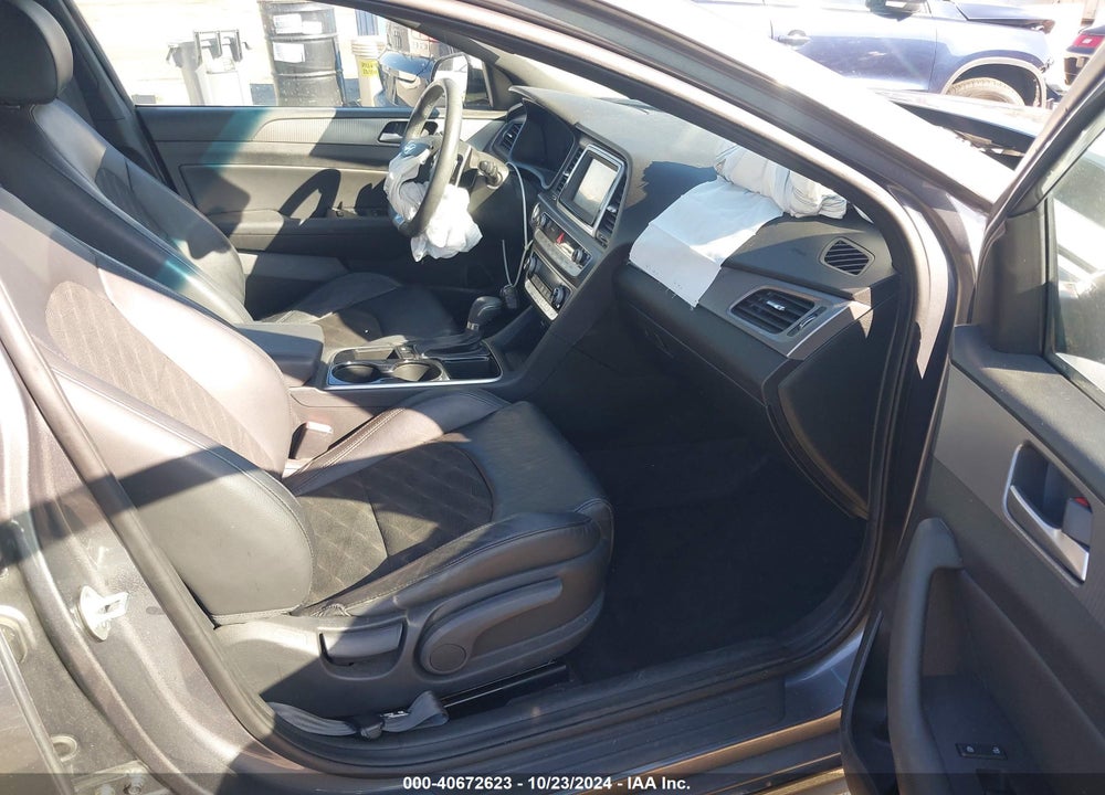 2019 HYUNDAI SONATA SPORT VIN: 5NPE34AF2KH814177