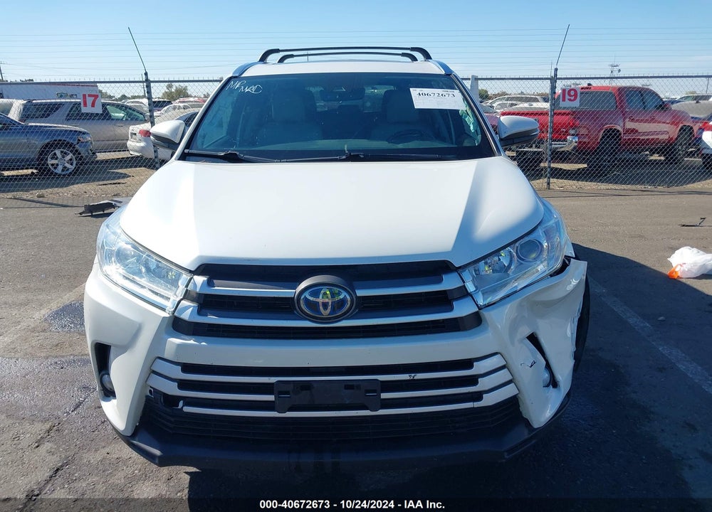 2019 TOYOTA HIGHLANDER HYBRID XLE VIN: 5TDJGRFH8KS056401