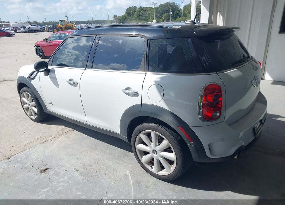 2013 MINI COUNTRYMAN COOPER S VIN: WMWZC5C57DWP32516