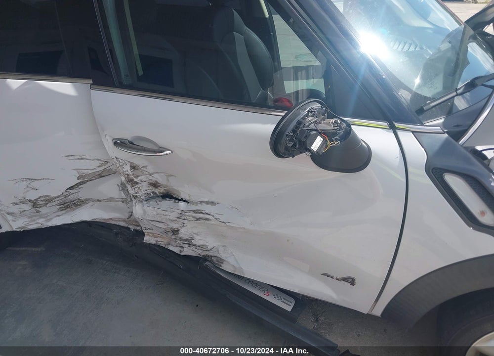 2013 MINI COUNTRYMAN COOPER S VIN: WMWZC5C57DWP32516